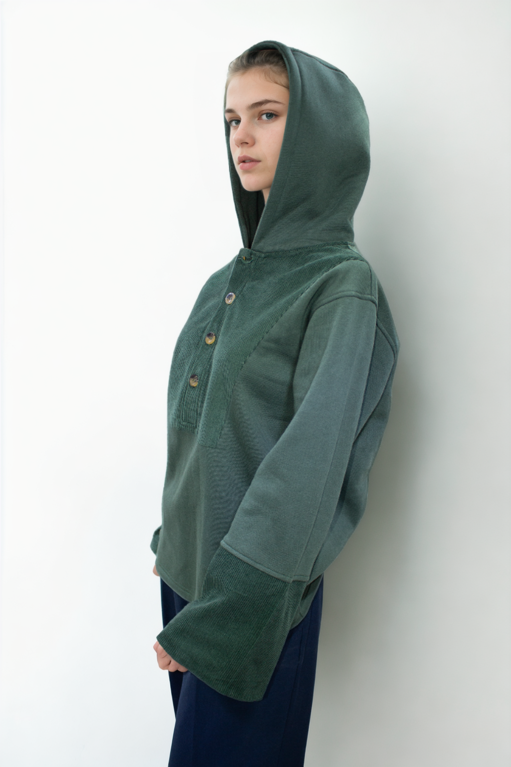 Ensemble Éclat Buttoned Up Hoodie